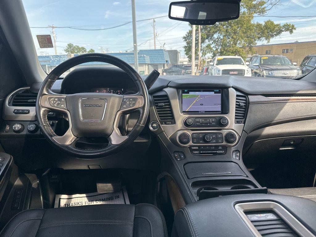 used 2019 GMC Yukon car, priced at $27,998