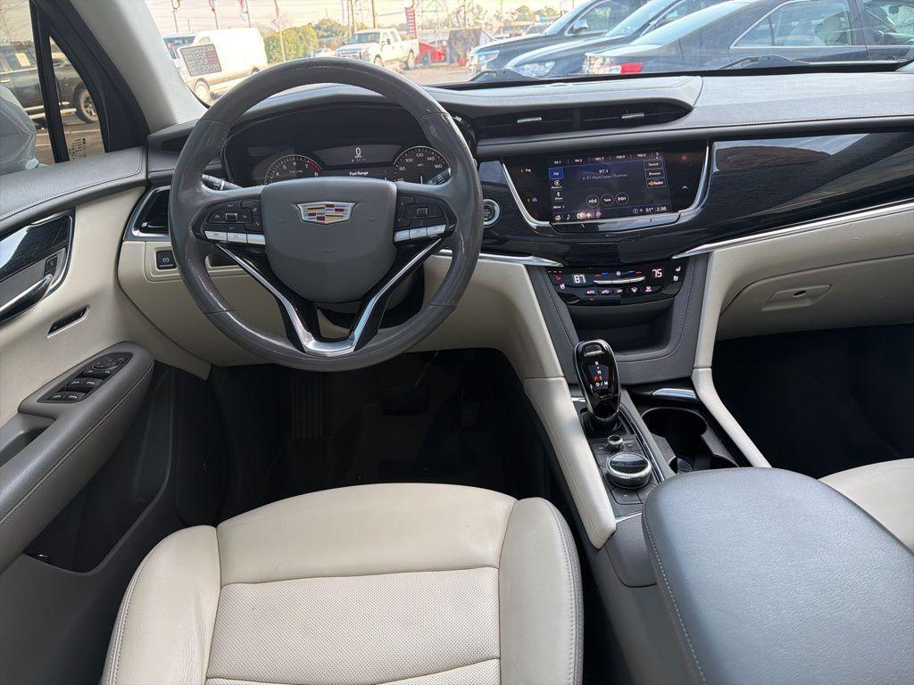 used 2021 Cadillac XT6 car, priced at $23,799