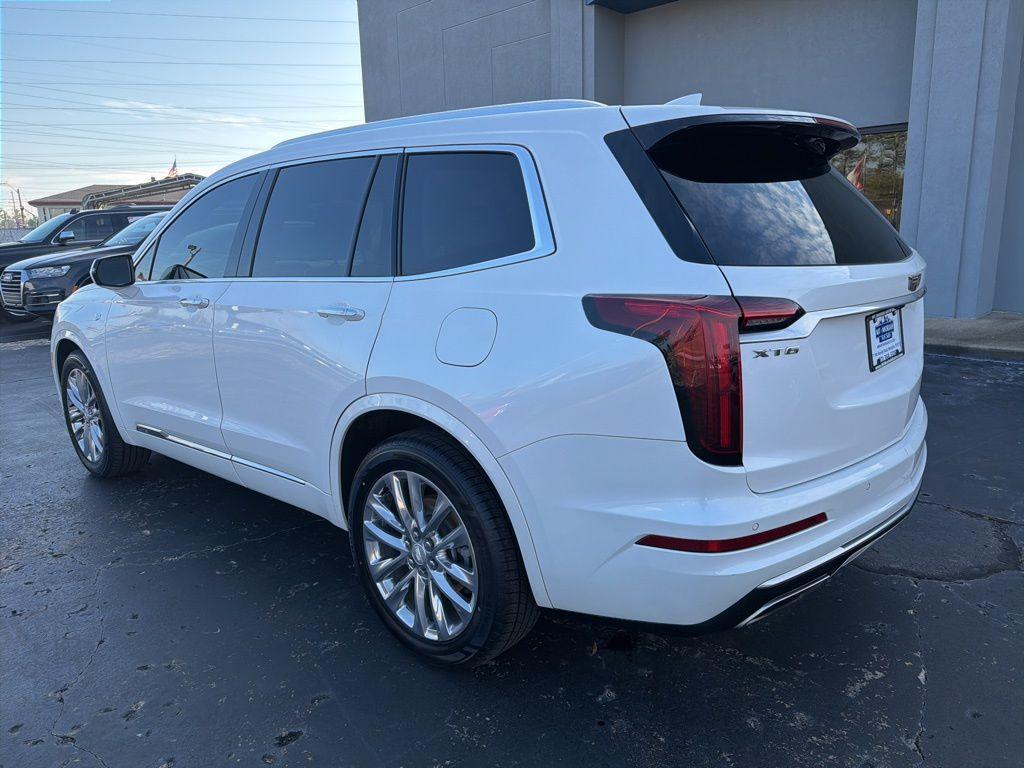 used 2021 Cadillac XT6 car, priced at $23,799