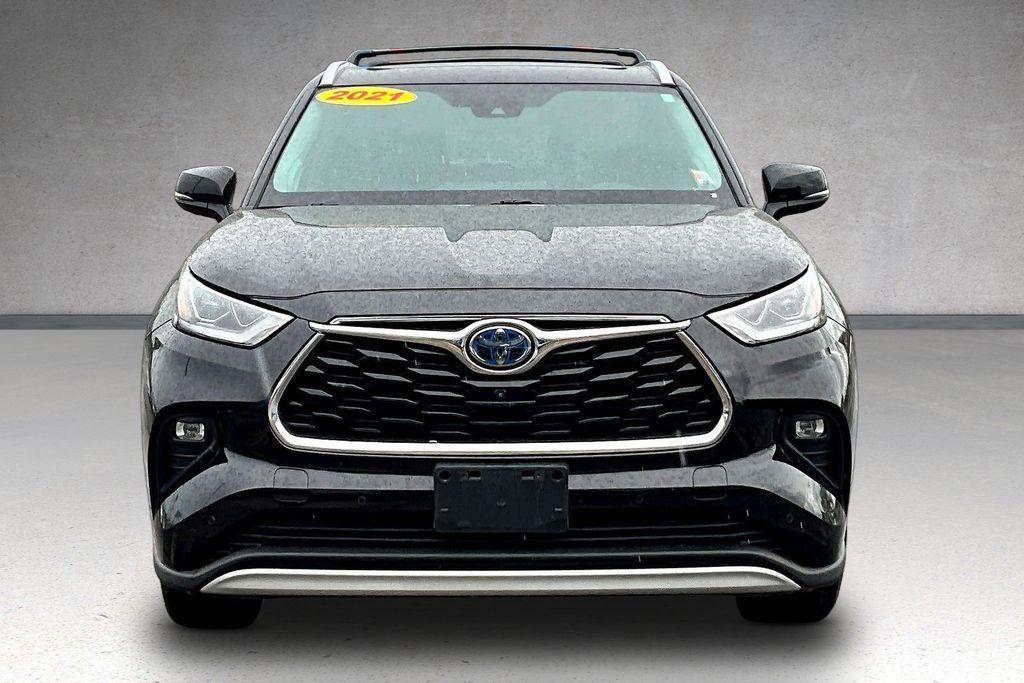 used 2021 Toyota Highlander Hybrid car, priced at $35,989