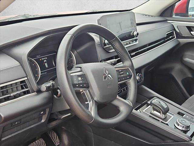 used 2024 Mitsubishi Outlander car, priced at $22,995