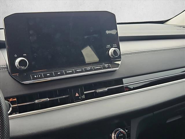 used 2024 Mitsubishi Outlander car, priced at $22,995