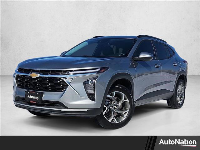 used 2025 Chevrolet Trax car, priced at $19,274