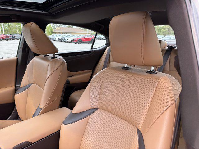used 2020 Lexus ES 350 car, priced at $23,995