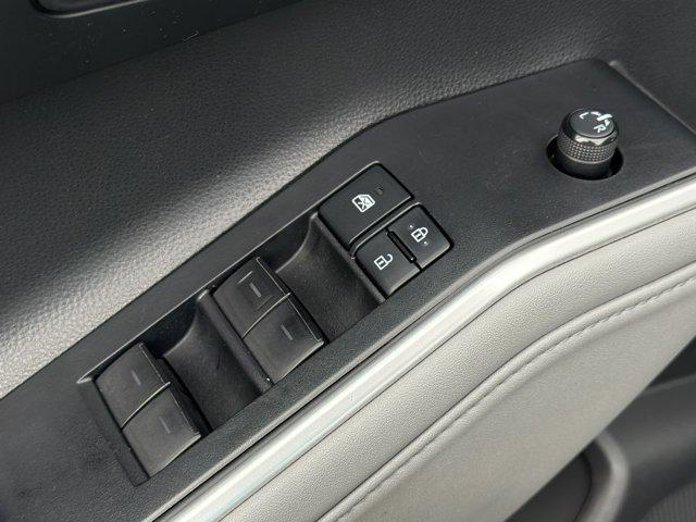 used 2021 Toyota Highlander car, priced at $29,999