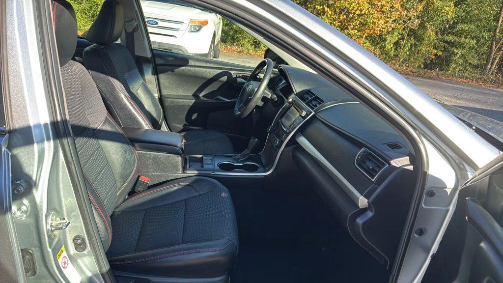 used 2015 Toyota Camry Hybrid car, priced at $9,295