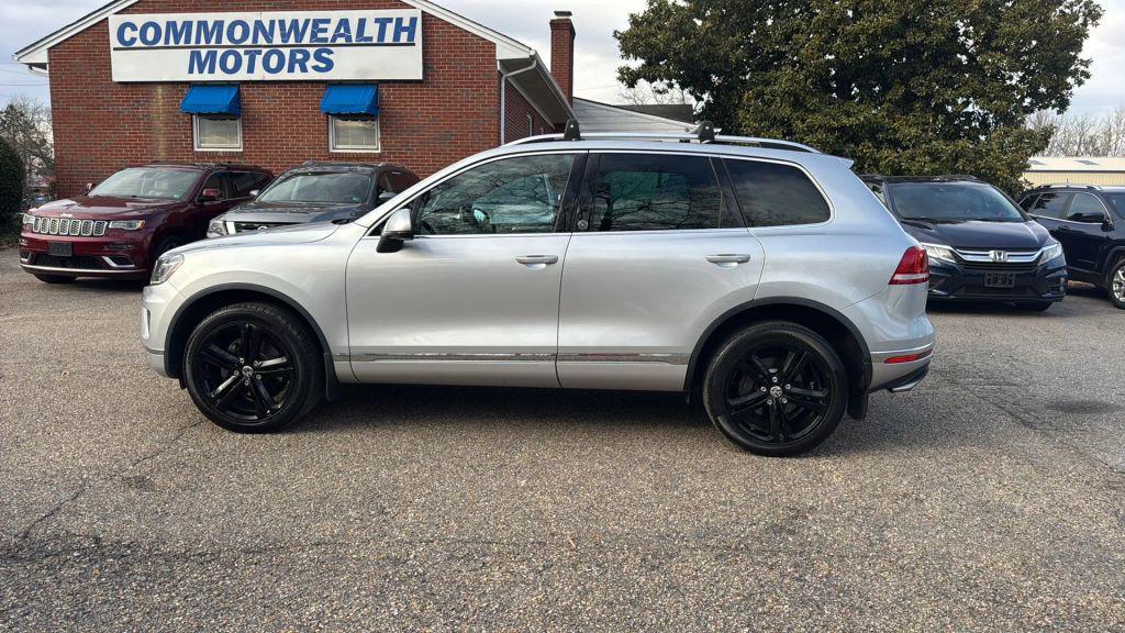 used 2017 Volkswagen Touareg car, priced at $9,995