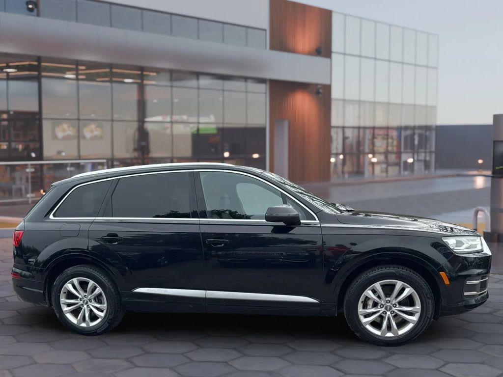 used 2017 Audi Q7 car, priced at $11,995