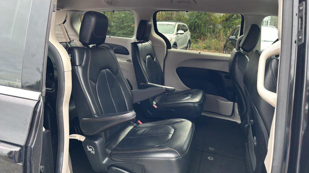 used 2017 Chrysler Pacifica car, priced at $7,995