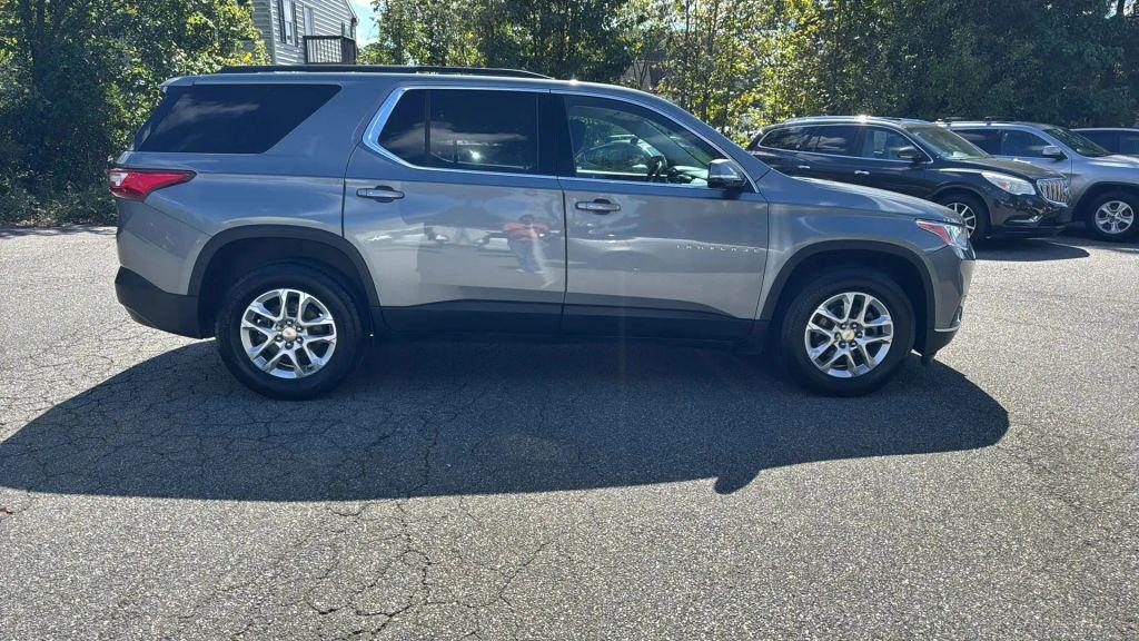 used 2019 Chevrolet Traverse car, priced at $11,495