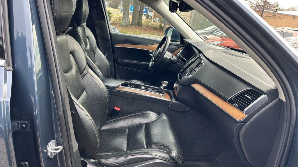 used 2019 Volvo XC90 car, priced at $19,995