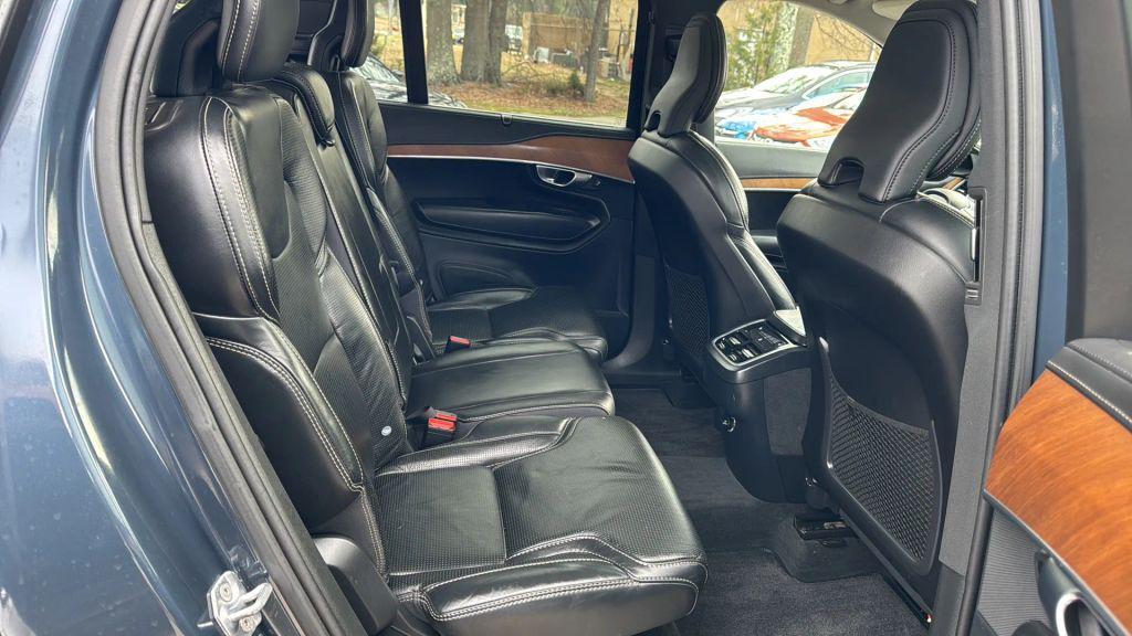used 2019 Volvo XC90 car, priced at $19,995