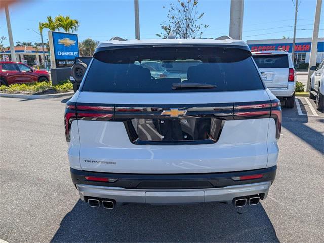 used 2025 Chevrolet Traverse car, priced at $33,300