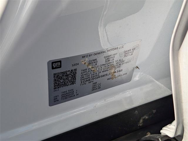 used 2025 Chevrolet Traverse car, priced at $33,300