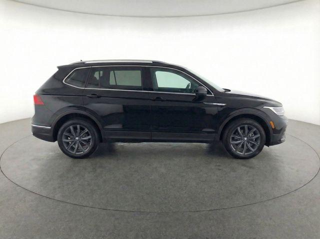 used 2022 Volkswagen Tiguan car, priced at $17,900