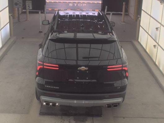 used 2024 Chevrolet Traverse car, priced at $29,400