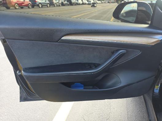 used 2021 Tesla Model 3 car, priced at $27,200