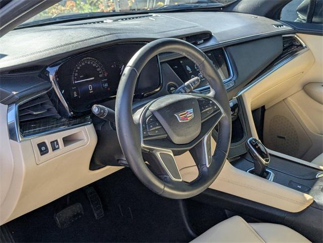 used 2017 Cadillac XT5 car, priced at $12,400