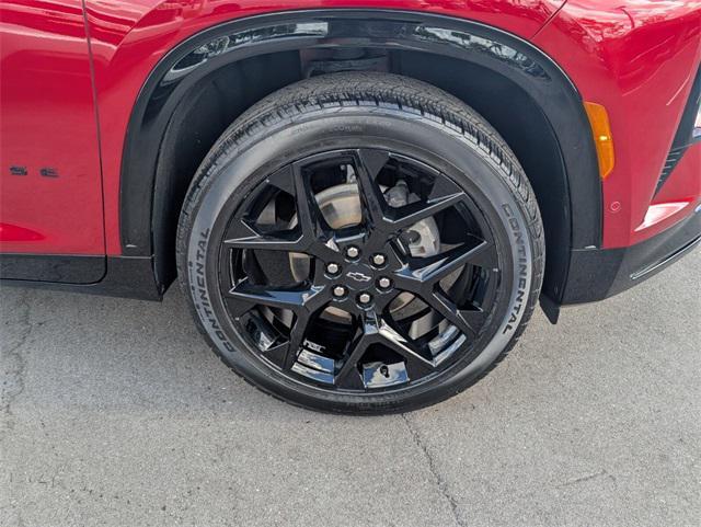 used 2024 Chevrolet Traverse car, priced at $42,200