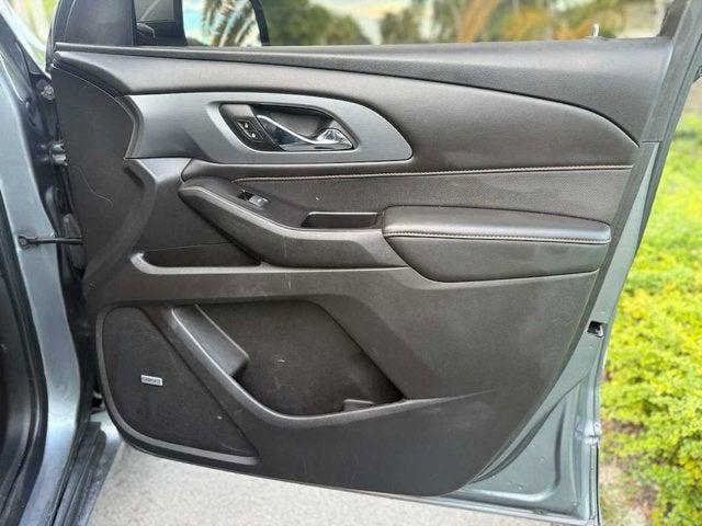 used 2019 Chevrolet Traverse car, priced at $9,999