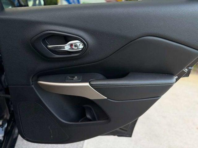 used 2018 Jeep Cherokee car, priced at $10,999