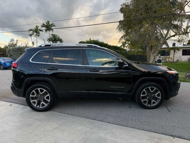 used 2018 Jeep Cherokee car, priced at $10,999