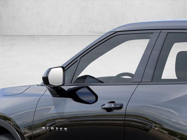 new 2025 Chevrolet Blazer car, priced at $26,795