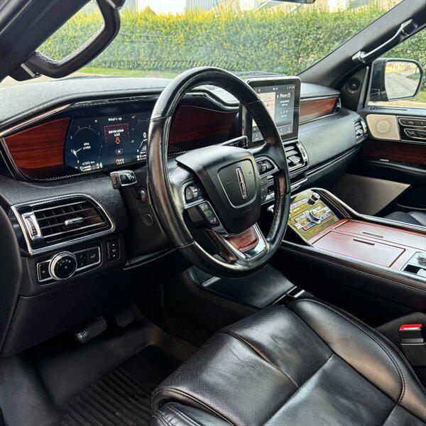used 2021 Lincoln Navigator car, priced at $39,999