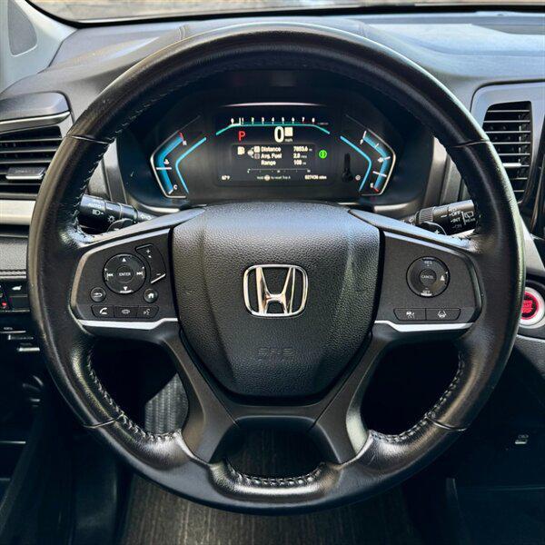 used 2024 Honda Odyssey car, priced at $27,898