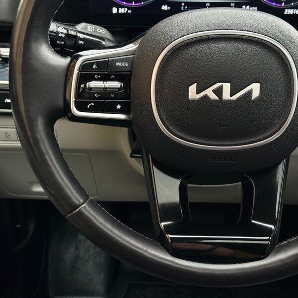 used 2024 Kia Carnival car, priced at $31,999