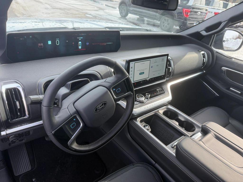 new 2025 Ford Expedition car, priced at $80,400