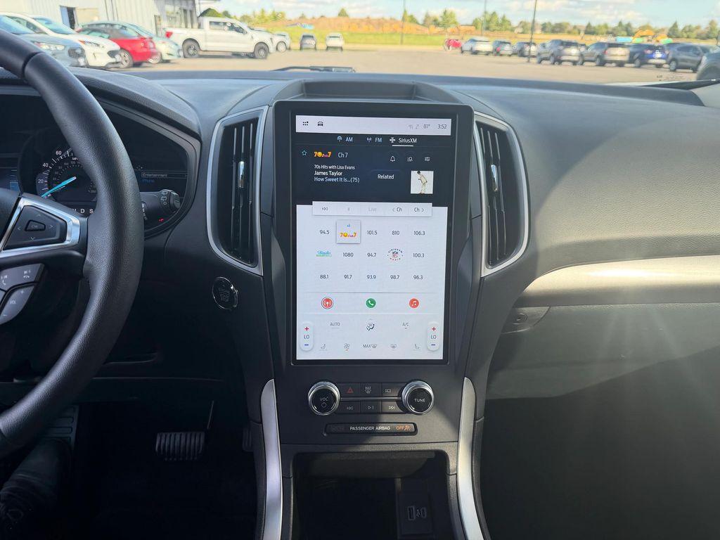 used 2024 Ford Edge car, priced at $29,495