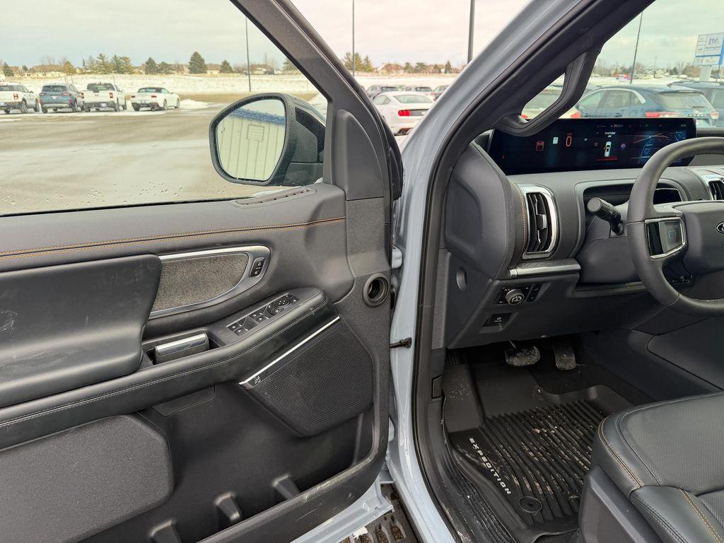 new 2026 Ford Expedition car, priced at $83,500