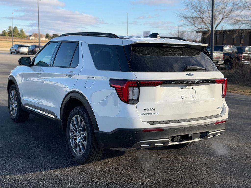 new 2025 Ford Explorer car, priced at $46,800