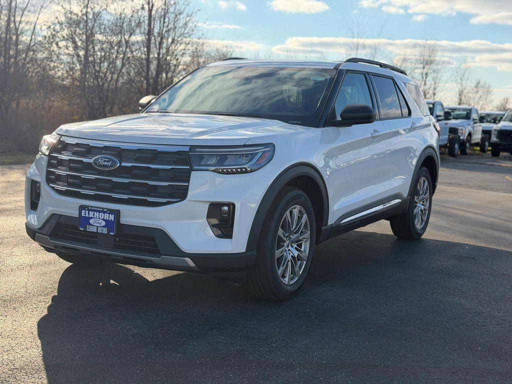 new 2025 Ford Explorer car, priced at $46,800