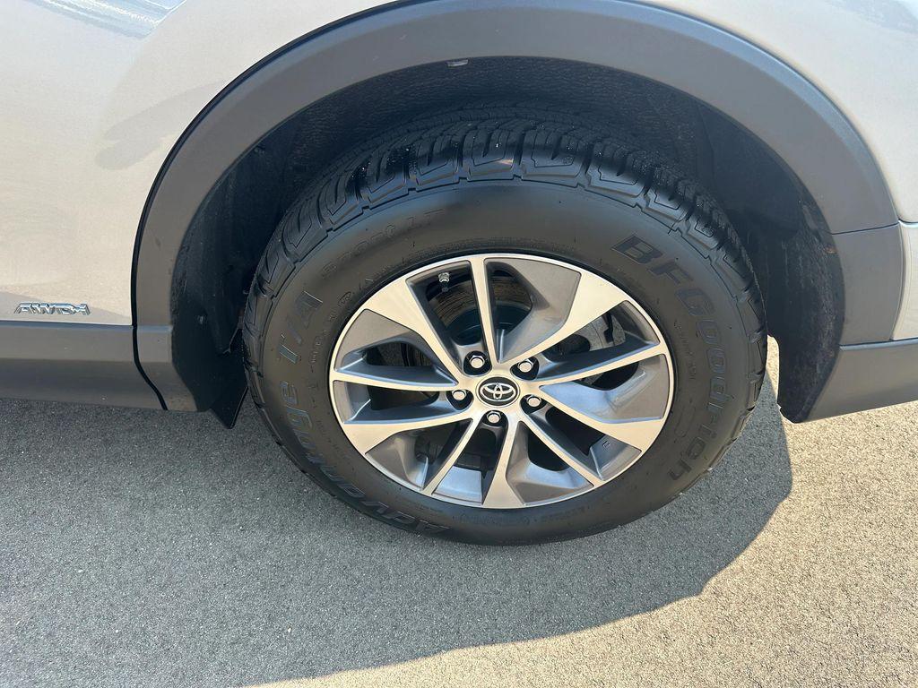 used 2018 Toyota RAV4 Hybrid car, priced at $19,995