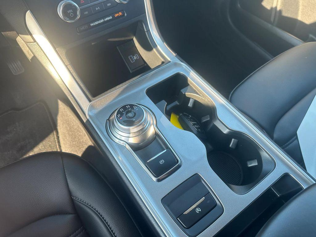 used 2024 Ford Edge car, priced at $33,995