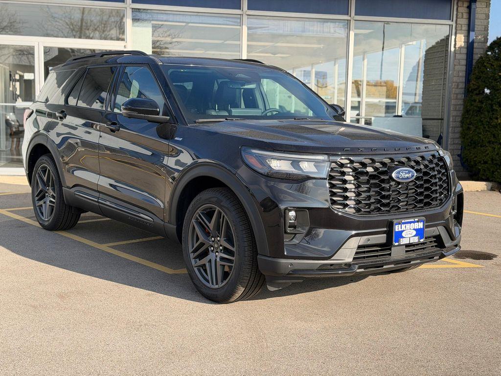new 2025 Ford Explorer car, priced at $51,900