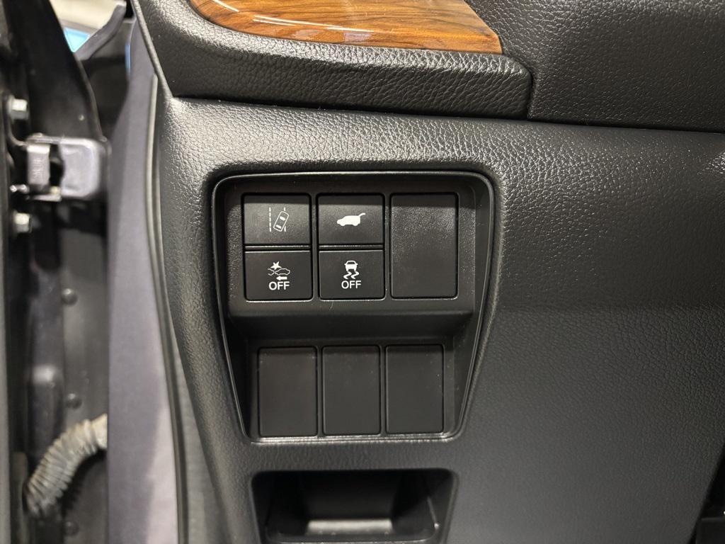 used 2017 Honda CR-V car, priced at $17,495