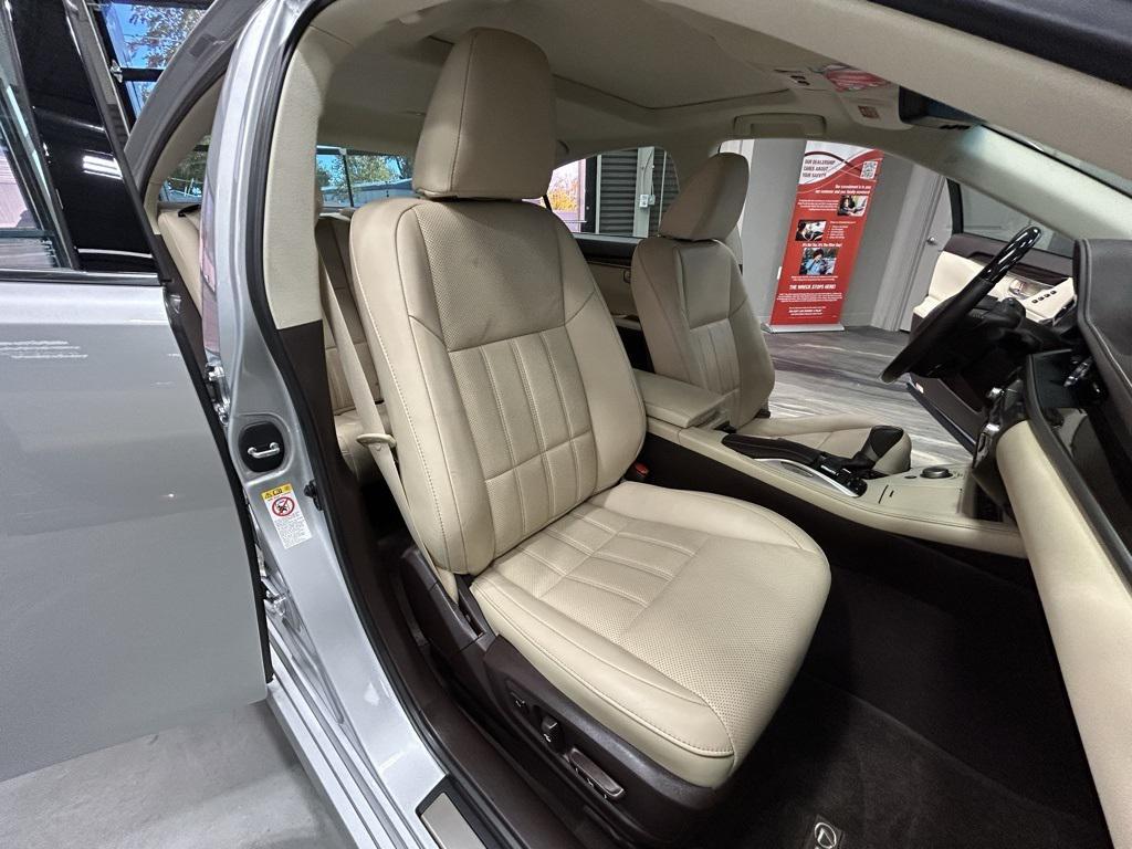 used 2017 Lexus ES 350 car, priced at $25,695