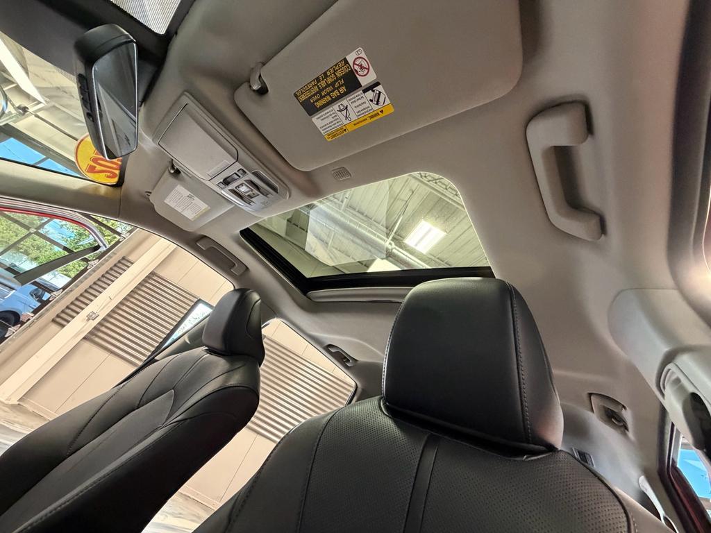 used 2021 Toyota Highlander car, priced at $35,995