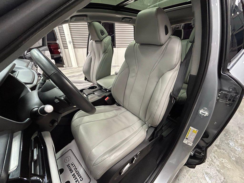 used 2024 Acura MDX car, priced at $41,995