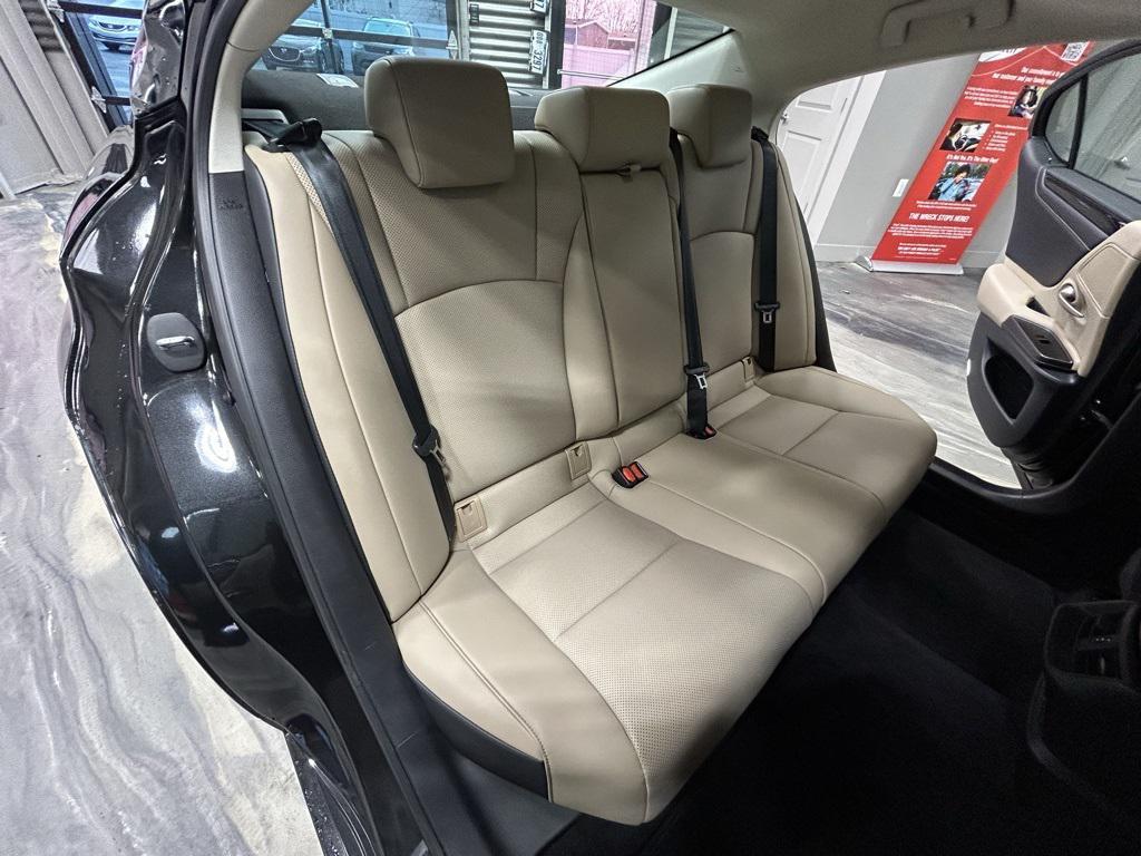 used 2019 Lexus ES 350 car, priced at $26,495