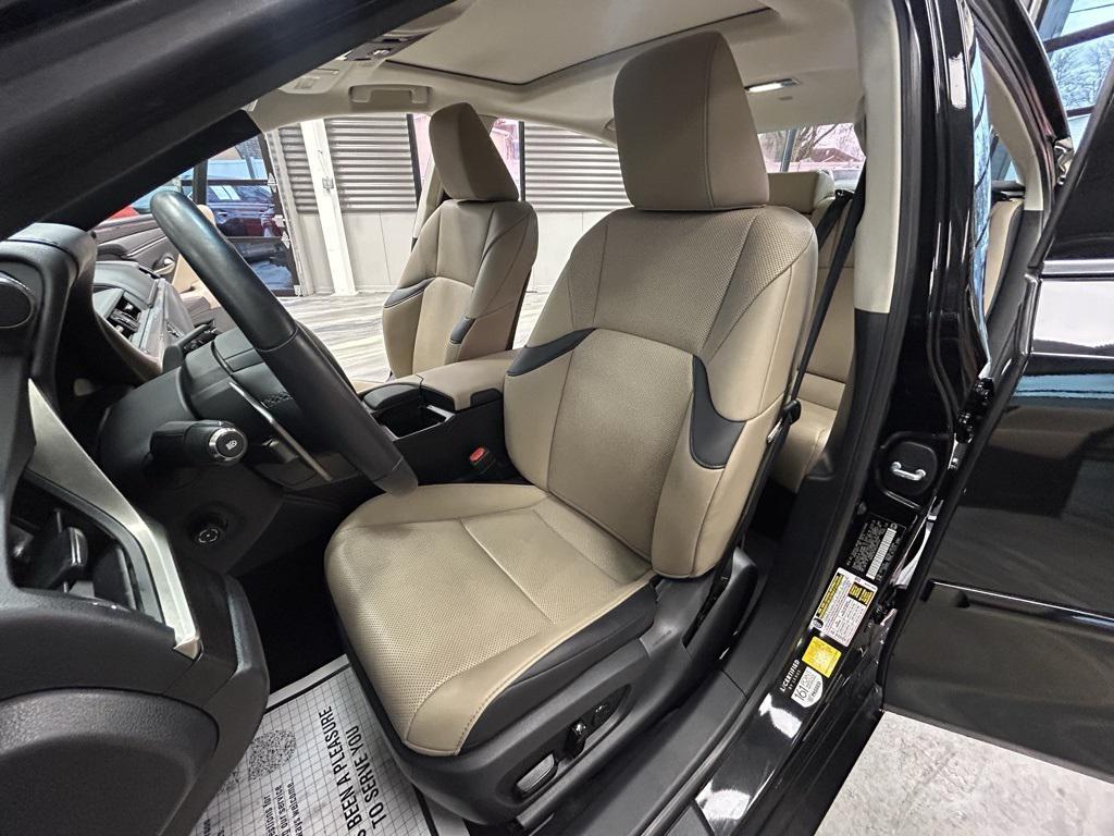 used 2019 Lexus ES 350 car, priced at $26,495