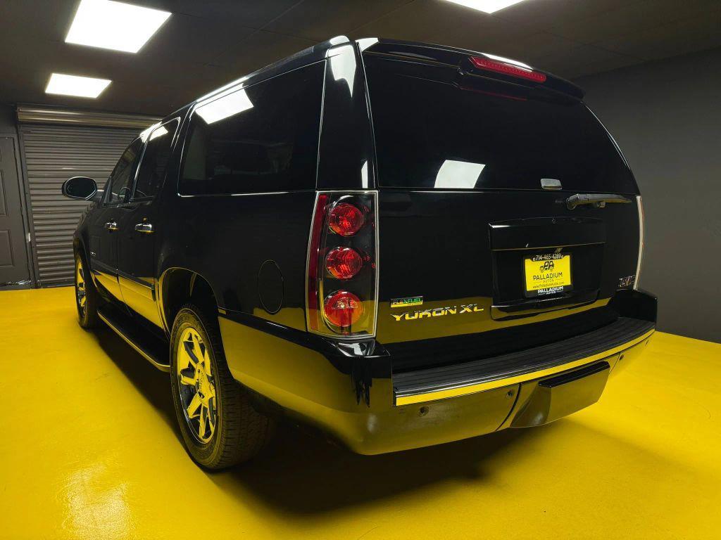 used 2010 GMC Yukon XL car, priced at $14,900