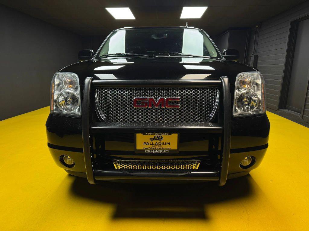 used 2010 GMC Yukon XL car, priced at $14,900