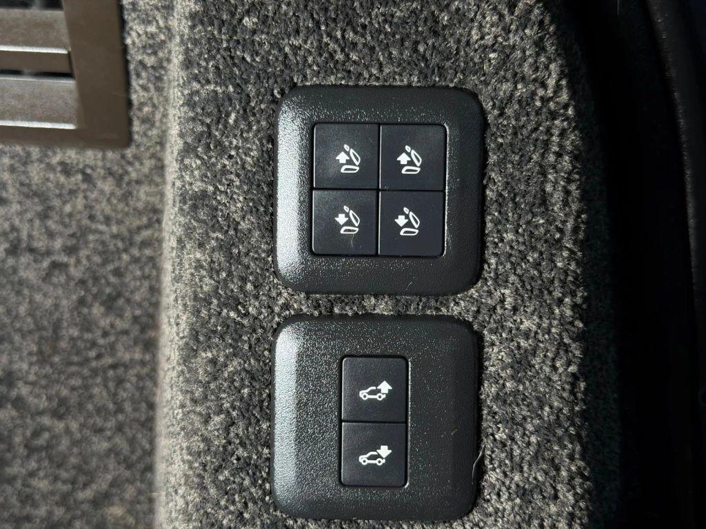 used 2018 Land Rover Range Rover car, priced at $27,997