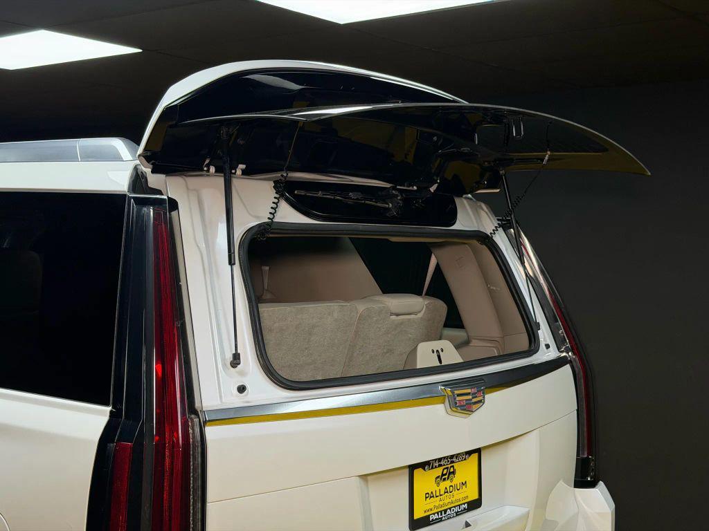 used 2016 Cadillac Escalade car, priced at $25,799