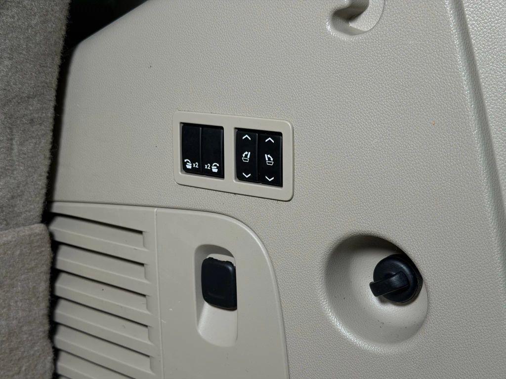 used 2016 Cadillac Escalade car, priced at $25,799