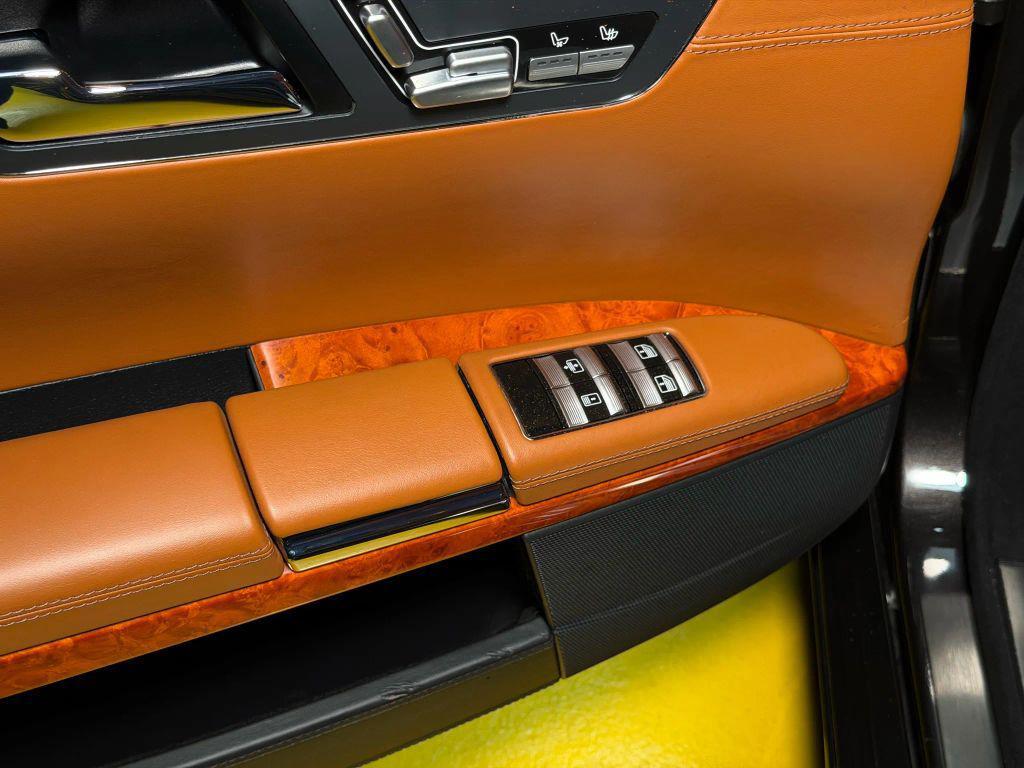 used 2007 Mercedes-Benz S-Class car, priced at $19,997